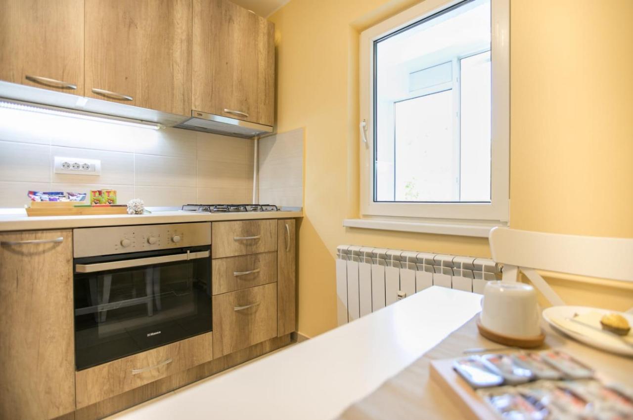 Golden Apartment Baneasa ブカレスト エクステリア 写真